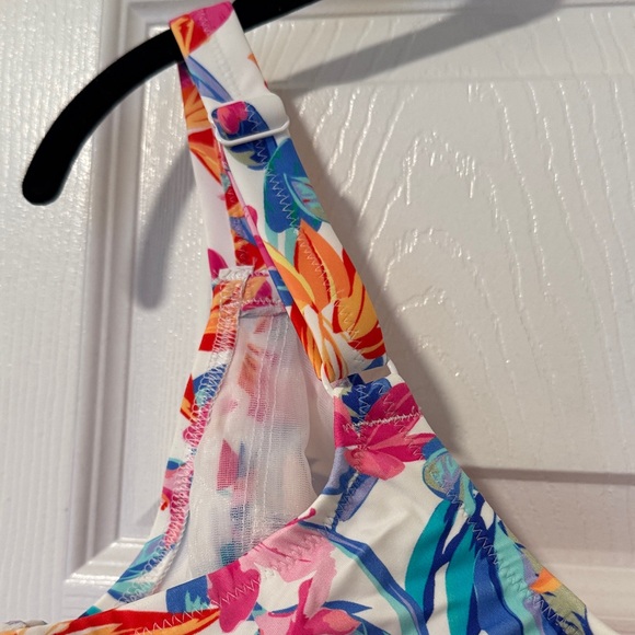 Elomi Savaneta Floral Multicolor Bikini Top Size US 36J - Picture 9 of 10